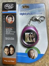 Gear to Go Digital Photo Frame Keychain 1.5" Color LCD Toys R Us 2008