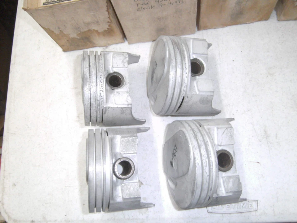 4) Nuevo de Lote Antiguo 1970 Chevrolet Corvette 454 030 LH Pistones 70 GM Chevelle 3976027 3976041 Foto 4 de 4