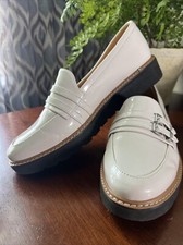 Naturalizer Women's Eiffel Loafer W/Buckle 9.5 M Alabaster Color