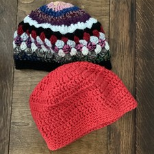 Lot of 2 Women's Hand Knitted Crochet Beanie Hat Knit Cap Red  Multicolored