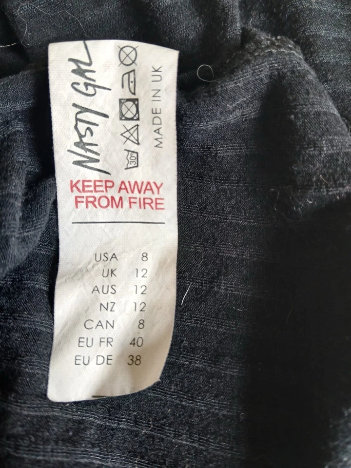 Vestido Camiseta Nasty Gal Collection Negro Manga Corta Imitación Gamuza Talla UK 12 - M9 Foto 4 de 4