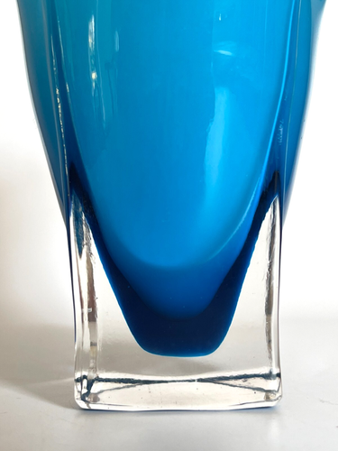 Japanese Blue and Opal White Cased Glass Handkerchief Vase - Picture 19 of 22
