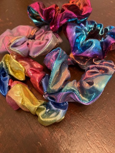 shiny metallic gradient scrunchies - Picture 2 of 7