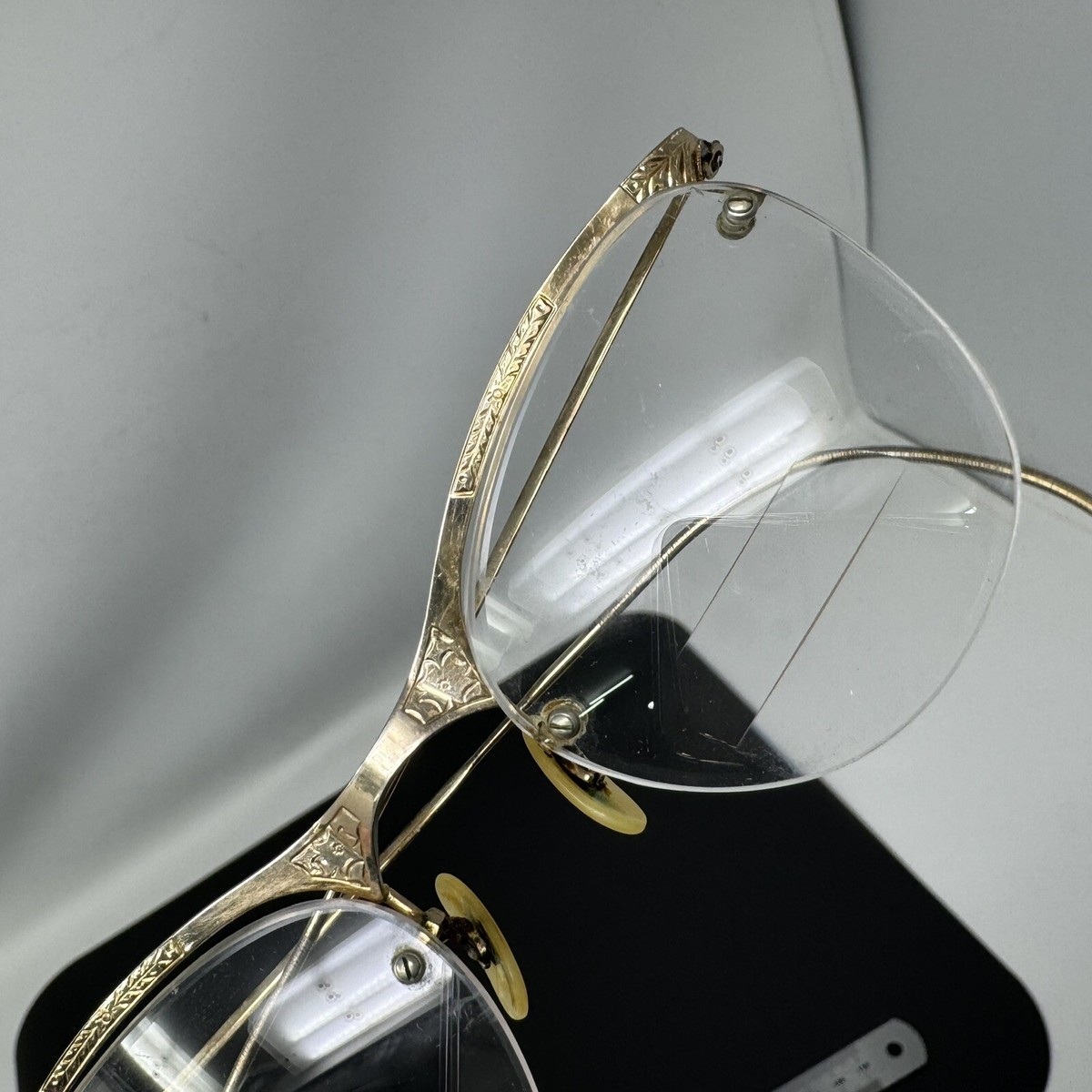 【1940’s】Shuron “white gold filled” Vintage Shuron gold filled 1/10 12K GF Eyeglasses Gold Cat