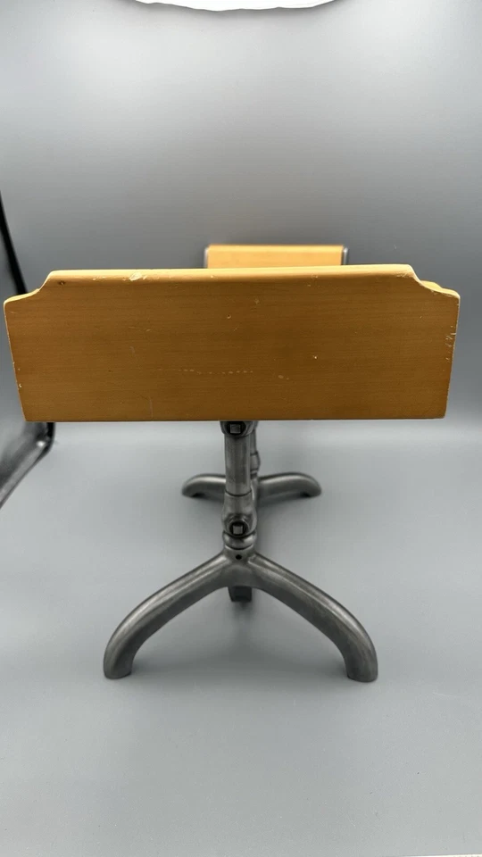 Boneca American Girl Vintage Molly Wood Secretária Escolar Pleasant Company - Aposentada  - Imagem 3 de 4