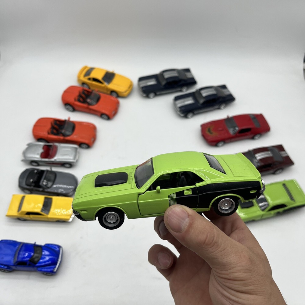 Lot 13 Diecast Maisto 1957 Corvette Convertible Muscle Cars Car Ray Mustang Fire
