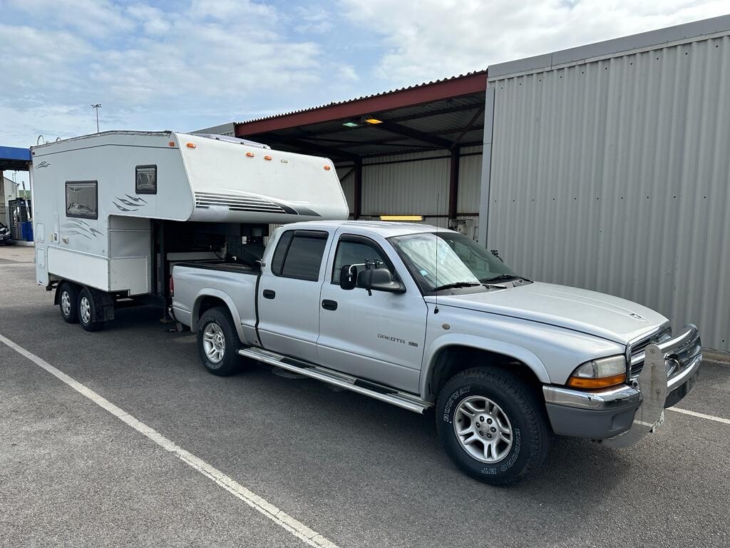 NORTHSTAR DEMOUNTABLE NOW MOUNTED ON 5TH WHEEL TRAILER! ONLY 20FT LONG