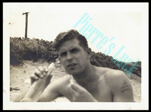 Handsome gay men over 50 - onlygagas
