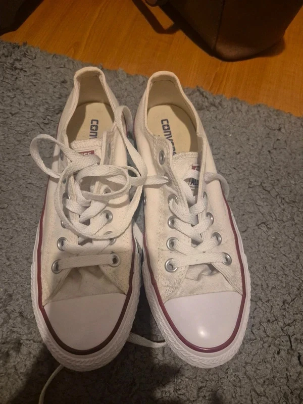 Size 6 - Converse Chuck Taylor All Star Low Optical White W, photo 1 of 4