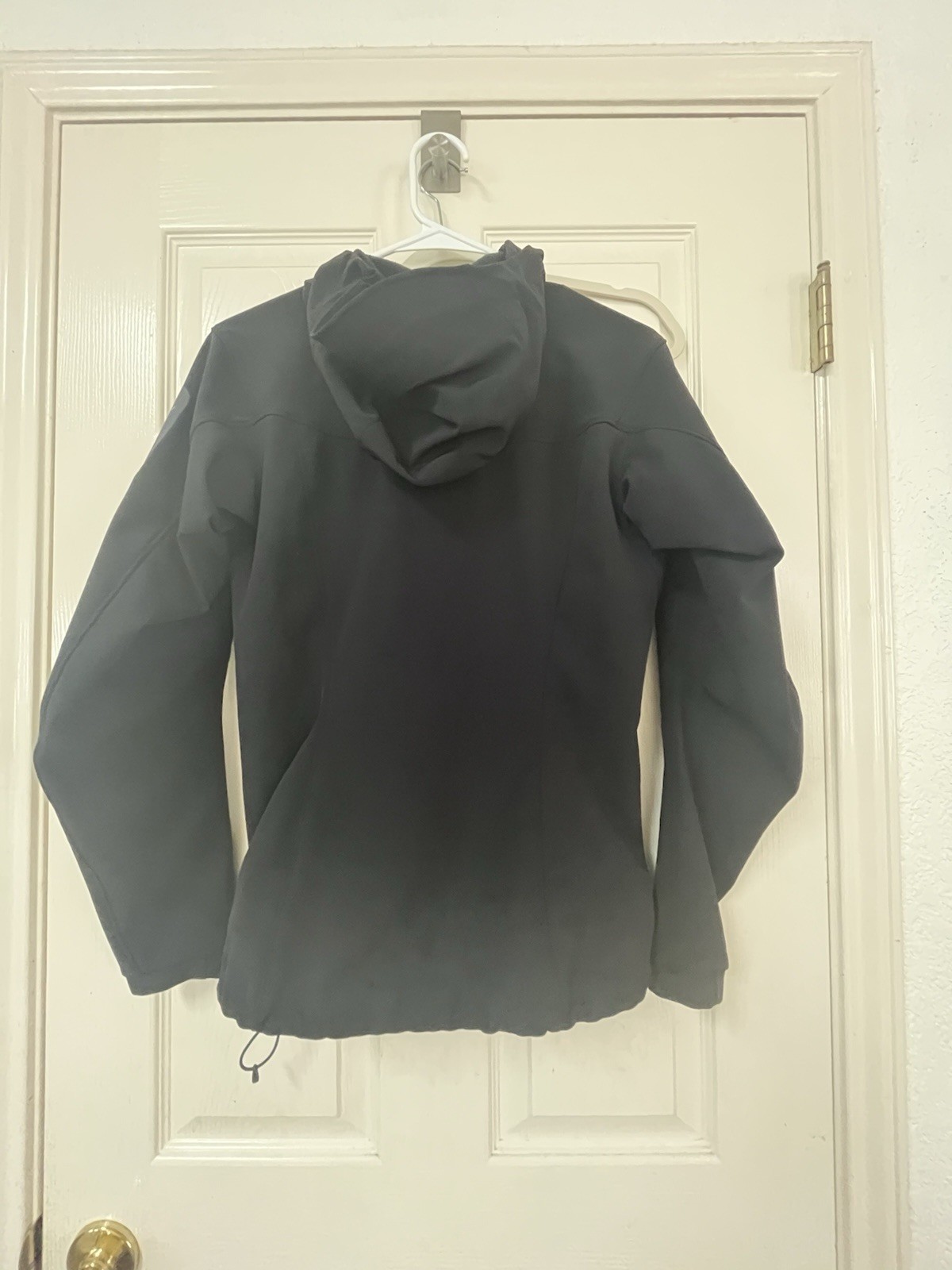 Arc'teryx Epsilon LT Giacca con Cappuccio Nera Donna Piccola Escursionismo Leggera