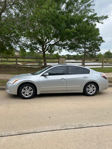 2010 Nissan Altima BASE
