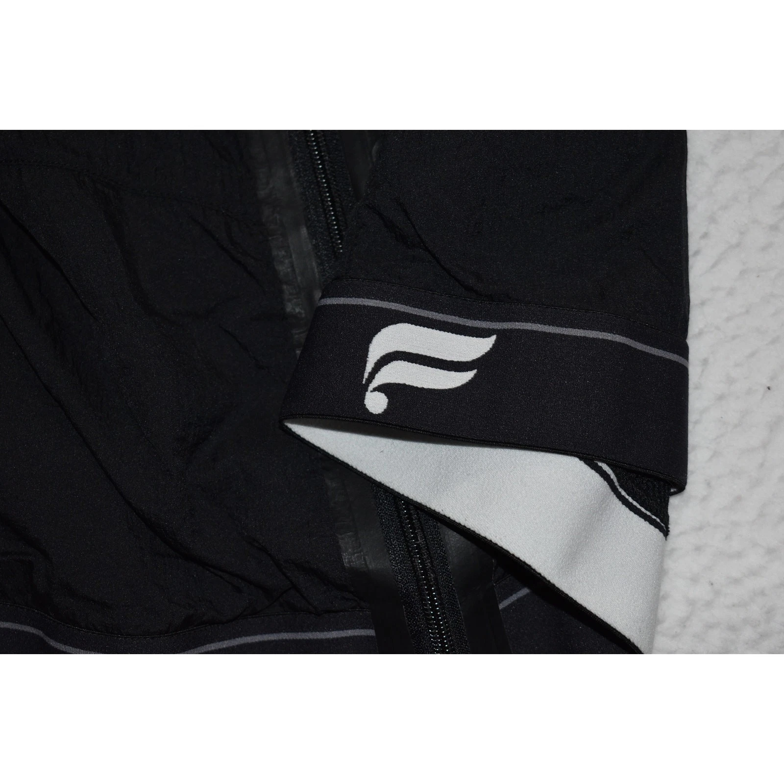 fabletics athletic vest gym workout zip windbreaker jacket