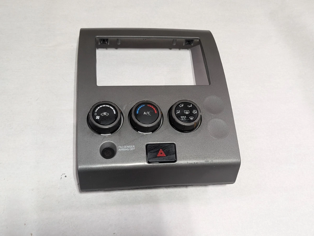 日産タイタン2012 エアコンコントロールパネル OEM '04-'15 Nissan