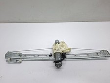 Mercedes W168 - Fensterheber Fensterhebermotor vorne links 0130822016 (50) Mercedes W168 - Fensterheber Fensterhebermotor vorne links 0130822016 (50)