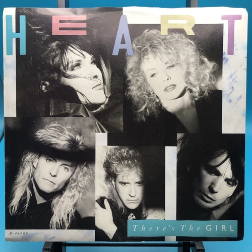 Heart / There’s The Girl 45 Capitol 44089 Picture Sleeve NM