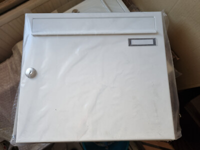 Aufputz Briefkasten Postkasten Fargo 3 in weiß APH25 Restposten