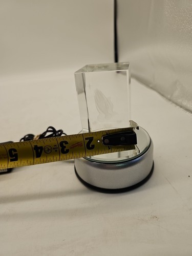 3D Laser Etched Crystal Cube Praying Hands And Cross 2”x 3” On Lighted Stand - Picture 9 of 9