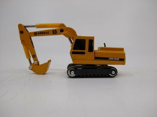 JOHN DEERE 210G LC sur chenilles Pestige Collection avec une échelle de