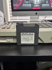 AKAI MPC 2000XL "EMU/ SP1200 Drums “  Includes Bonus EMU Legacy Drums “Zip Disk)