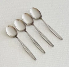 Laurie Stainless Taiwan 4 Teaspoons Glossy with a Textured Handle