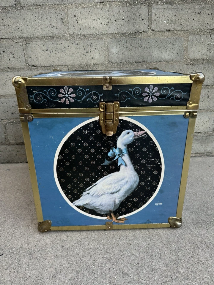 Vintage 1980s Decoupage Country Puddle Duck Book Storage Trunk Blue SARON Wood - Image 2 of 4