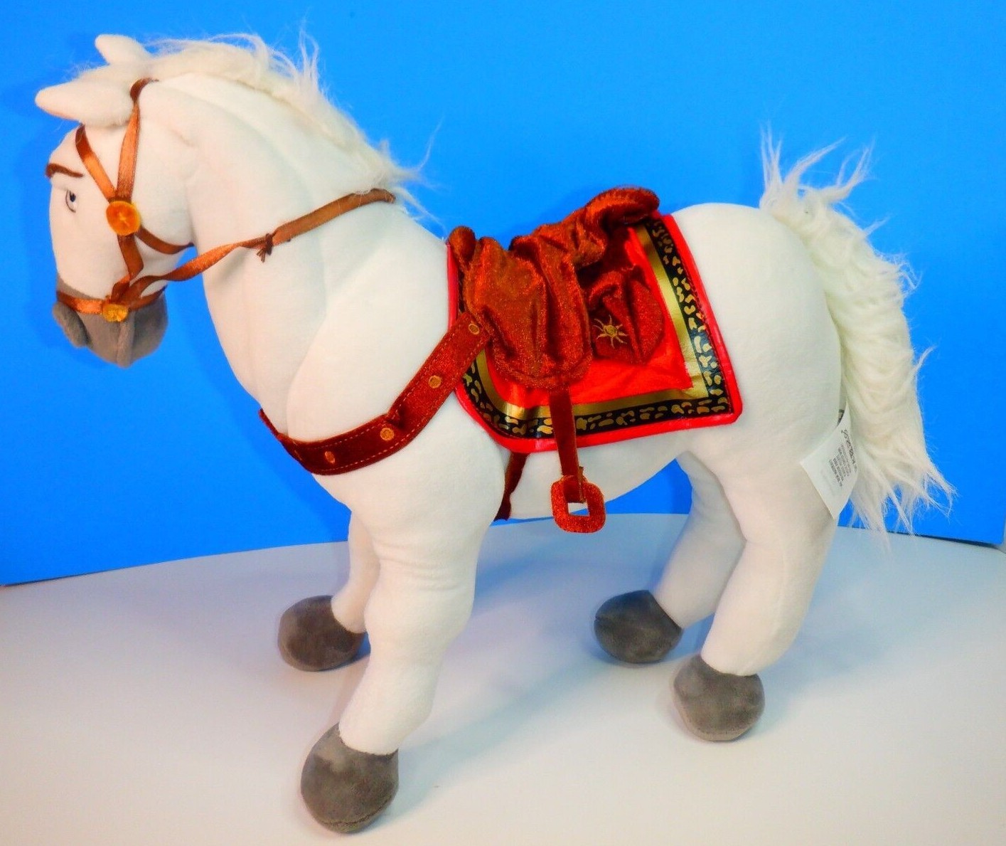 maximus plush horse