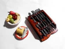 SET POSATE E PIATTI CON CIBO casa delle bambole miniature