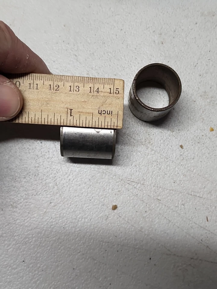 1941 - 55 道奇卡车后弹簧衬套 2 件套 Moog B-157 NORS — 第 3/3 张图片