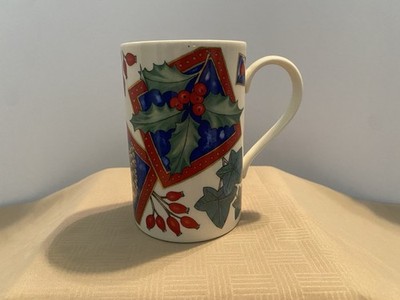 Dunoon Stoneware Coffee Tea Mug Christmas Holly Berries Pinecones Scotland