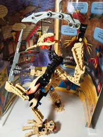 LEGO BIONICLE: Vorox (8983) and Zesk (8977) combo pack