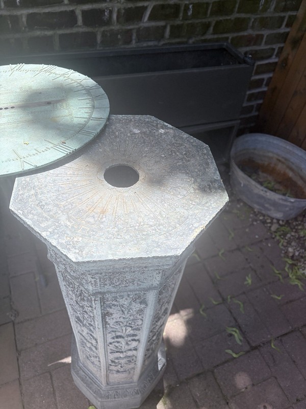 Metal Gray Sundial on Octagonal Pedestal Stand for Porch or Balcony