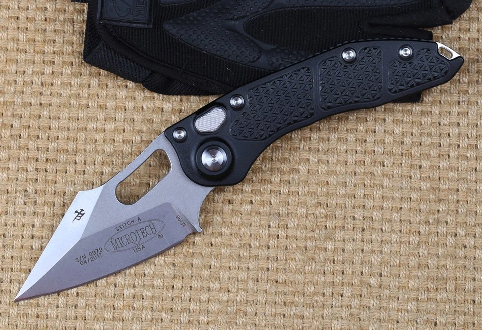High Quality Black Aluminum Handle D2 Stainless Steel Blade Pocket Folding Knife - Image 2 of 4