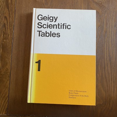 Geigy Scientific Tables Units of Measurement Body Fluids 1981 Volume 1 Hardcover