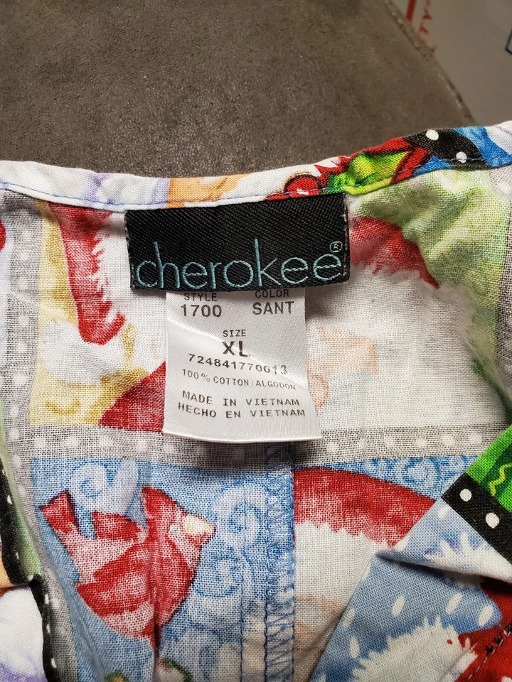 Scrub - Womens Tops - Medical - Christmas - Santa Claus Pattern - Size XL - Image 4 of 4