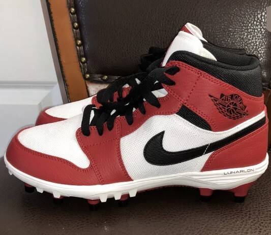 men jordan 1 football cleats