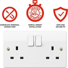 M K TWIN DOUBLE SWITCH AND SOCKET WITH WAGO SCREWLESS TERMINAL CONNECTION
