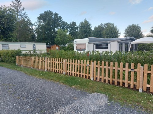 caravan Knaus Eurostar 550 caravan op vaste staanplaats - Afbeelding 3 van 12