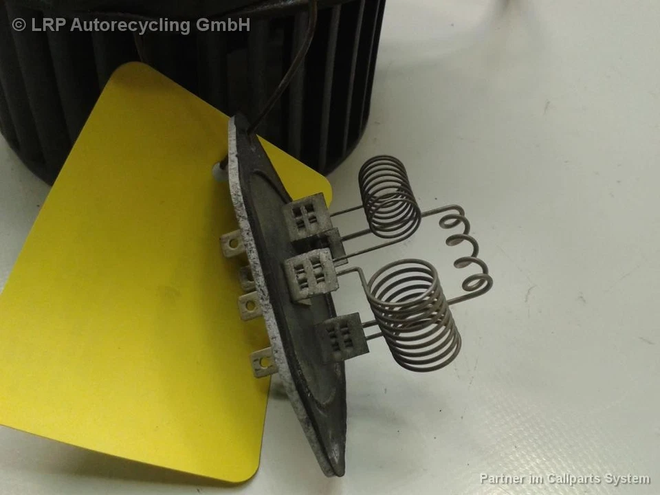 Volvo 440 Gebläsemotor Heizung Klima 0130111149 BOSCH BJ1995 - Bild 4 von 4