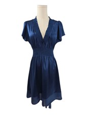 PRE-LOVED SIZE XS BCBG MAXAZRIA SILK BLUE COCKTAIL DRESS