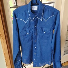 Rockmount Ranch Wear Tru West Western Sz M Shirt with White Trim  Snap Closure
