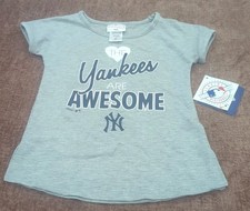 New York Yankees Kids/Girls Size M T-shirt Top NWT Major League Merchandise Gray