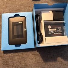 AT T UNITE EXPRESS 2 AIRCARD 797S  4G LTE MOBILE WIFI HOTSPOT  BLACK