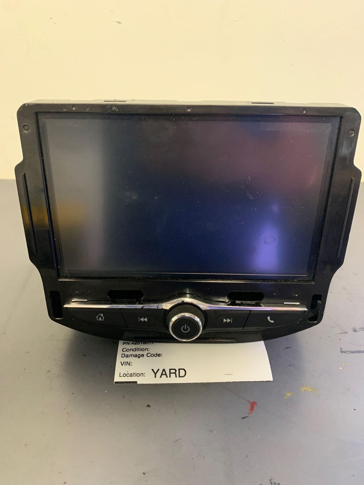 17 CHEVY CRUZE Audio & Visual Equip.(radio)