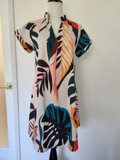 Floral V Neck Shortsleeve Pullover Dress Size S
