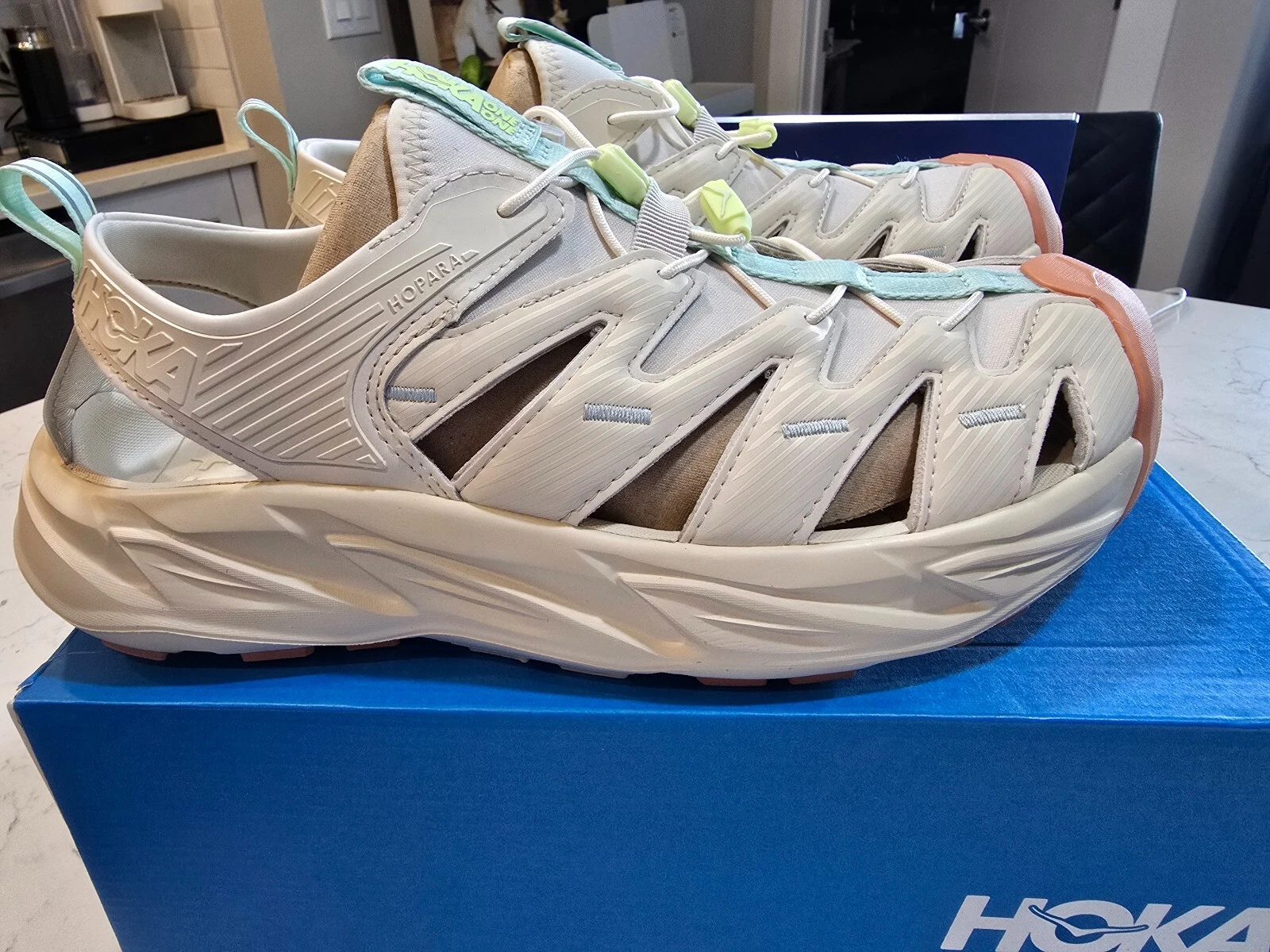 Hoka One One Hopara Oat Milk 1123112 OKT sandalo uomo taglia 10 escursionismo sentiero NUOVO