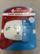 First Alert Carbon Monoxide Alarm Detector Battery Operated White New