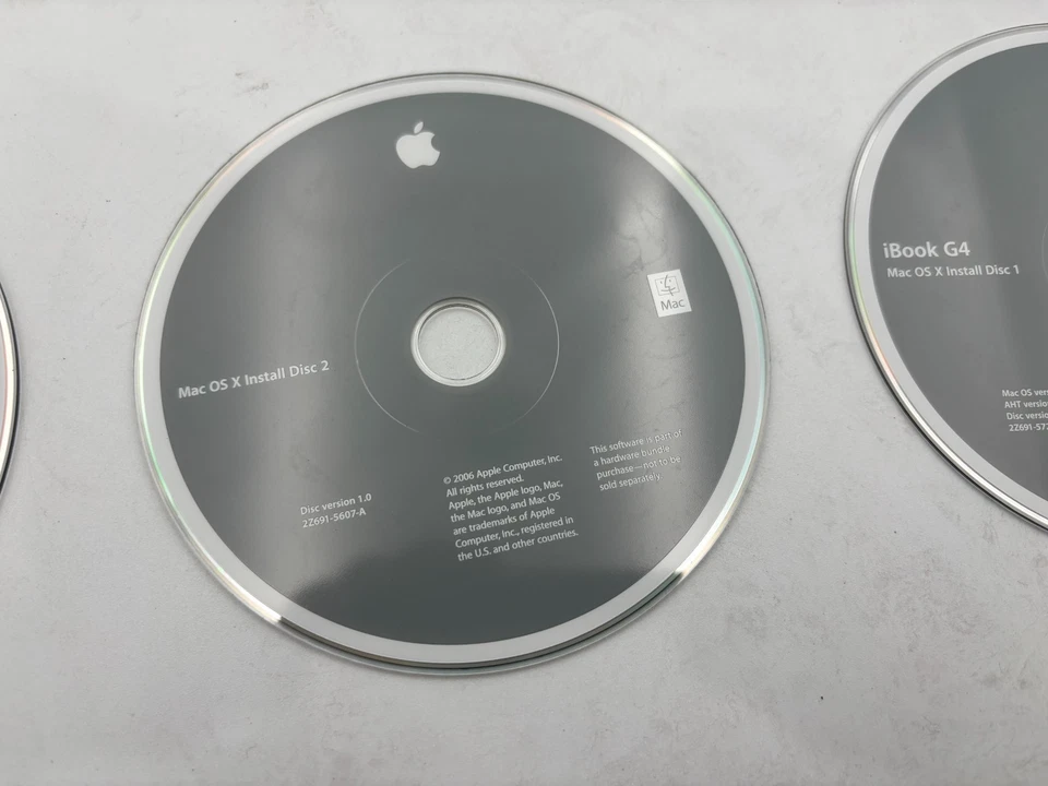 Apple iBook G4 Mac OS X 10.4.4 Install DVD's 2Z691-5728-A 2Z691-5607-A  OS 9 mw - Image 3 of 4