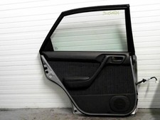 Porte arrière et accessoires Toyota CARINA