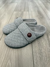 Vionic Slippers Carlin House Shoes Womens Size 7 Grey