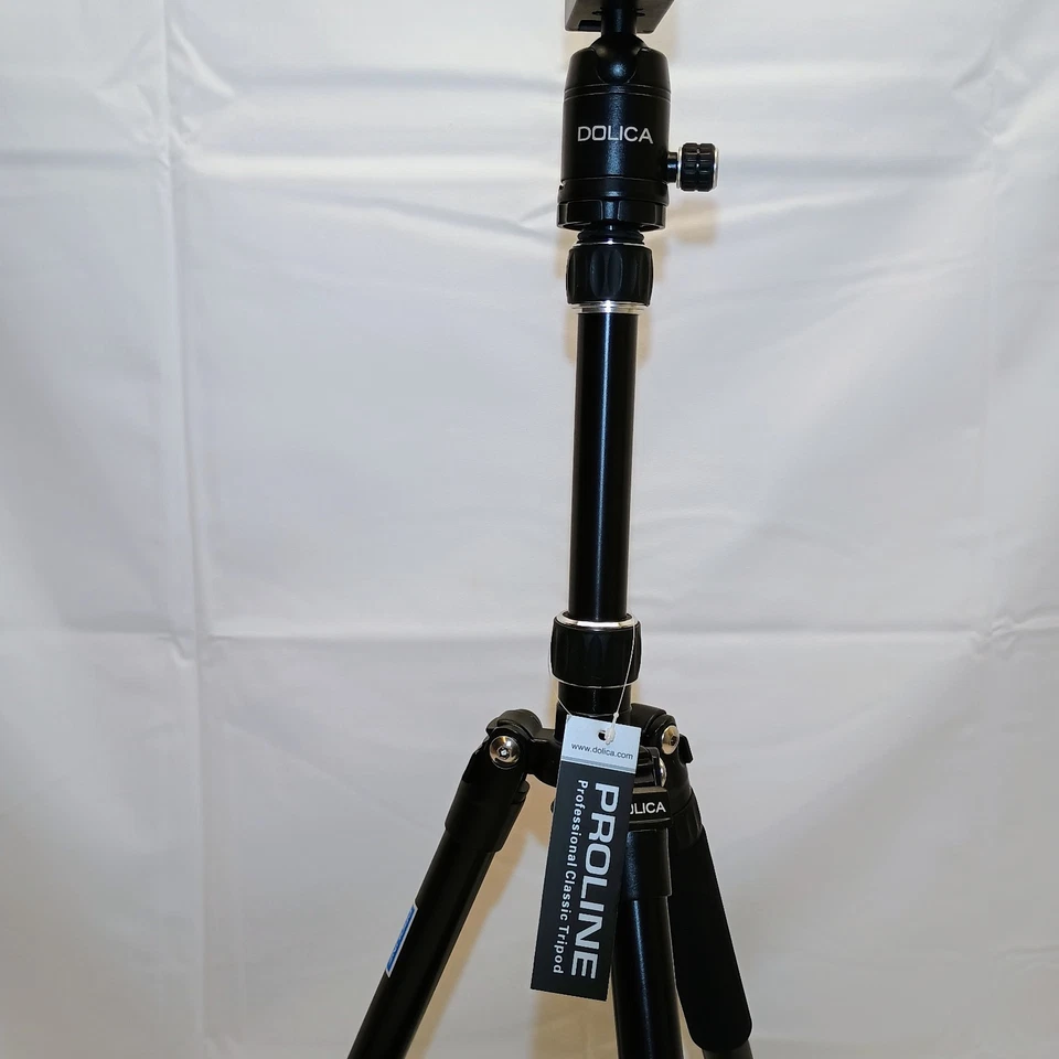 DOLICA PROLINE REVERSIBLE TRIPOD/MONOPOD W/BALL HEAD - 18" TO 57"  TX570B150DS - Image 2 of 4